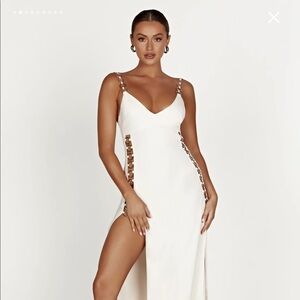 Farren Ring Maxi Dress